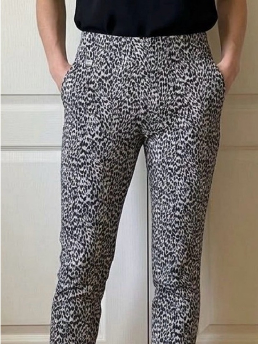 PREMISE Women's Black & White Leopard Pull On Skinny Pants Small